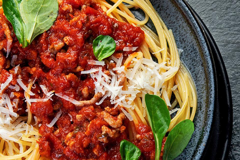 Balanced dinner example: spaghetti Bolognese